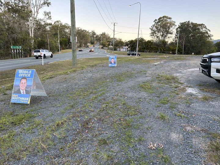 Community Roadside Maudsland